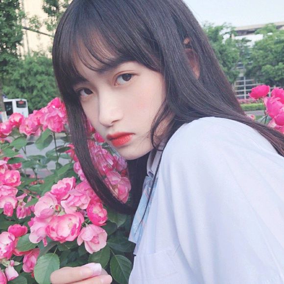 微信粉嫩清纯可爱气质女头