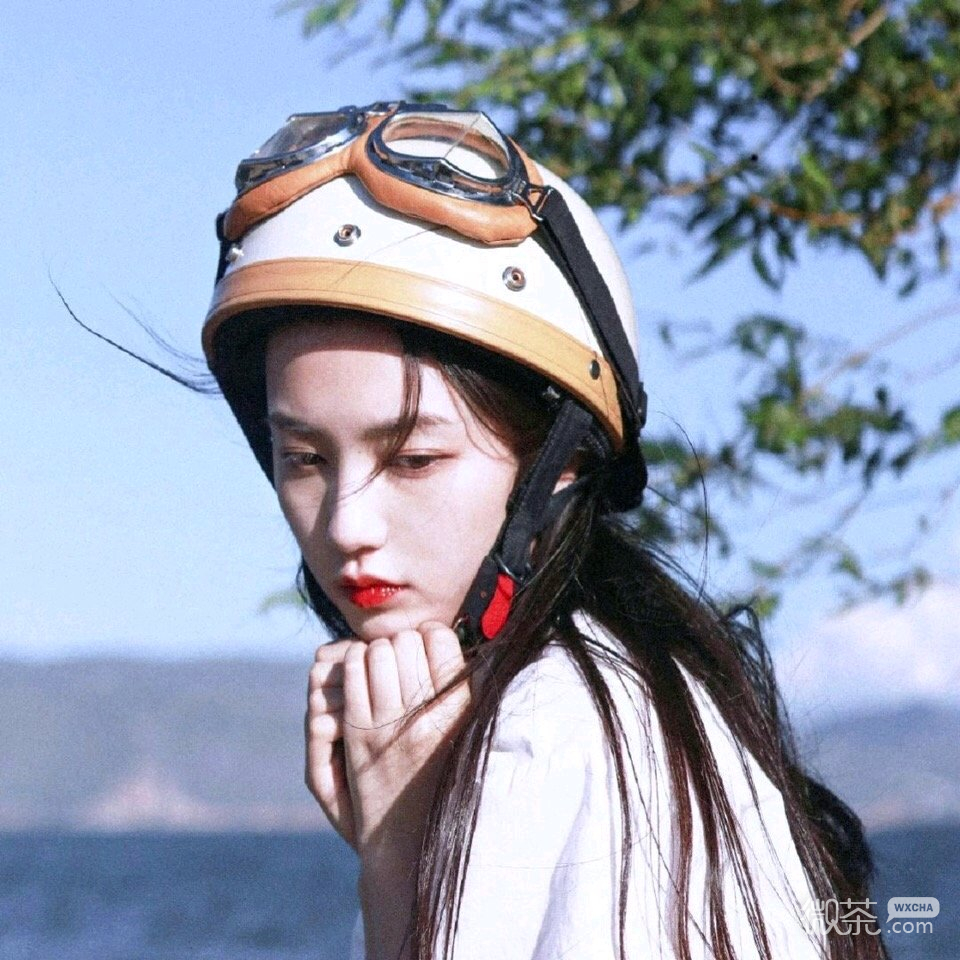 微信冷酷长发御姐女头