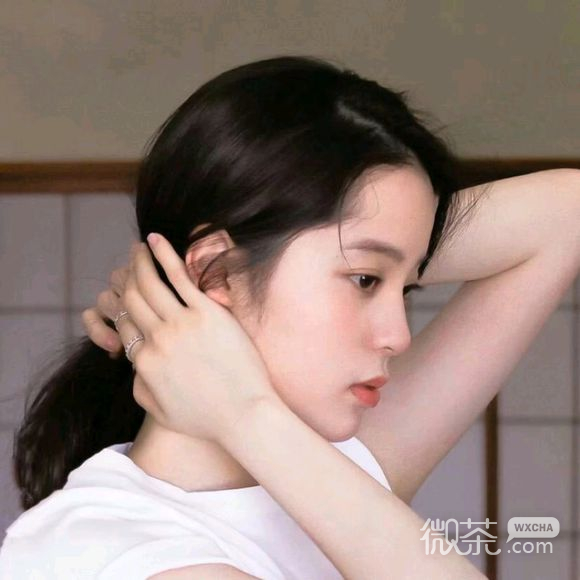 微信阳光清新时尚长发女头