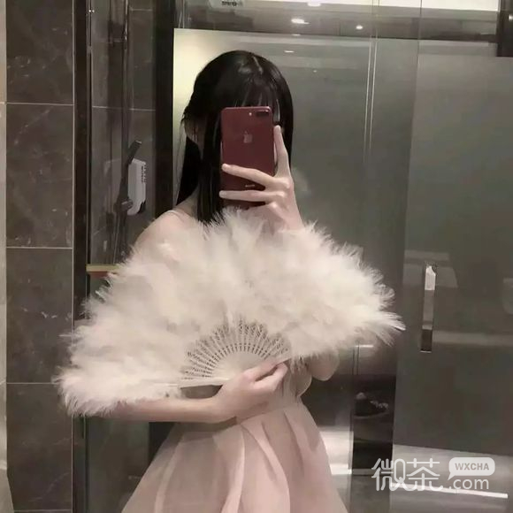微信粉嫩清新时尚性感女头