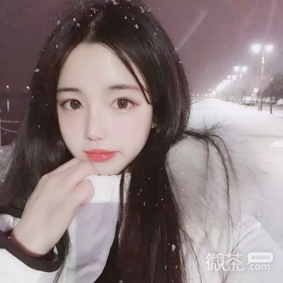 微信粉嫩清新时尚性感女头