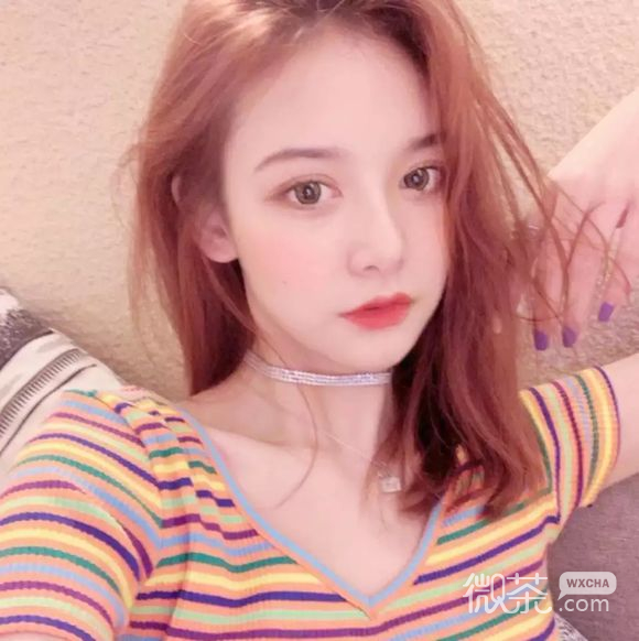 微信粉嫩清新时尚性感女头