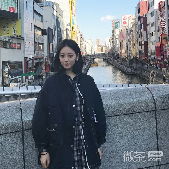 微信简洁清新女生头像