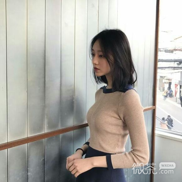 微信简洁清新女生头像