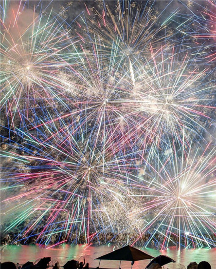 唯美好看的微信烟花图片