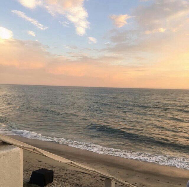 梦幻日出朋友圈配图