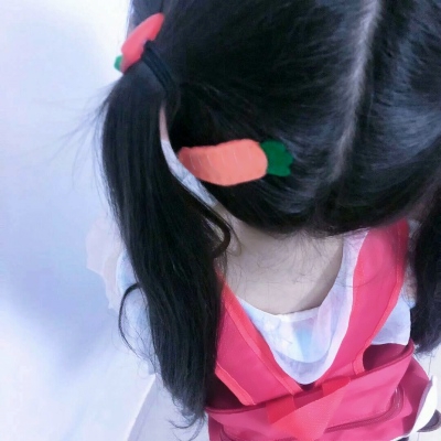 可爱双马尾萌妹子微信头像