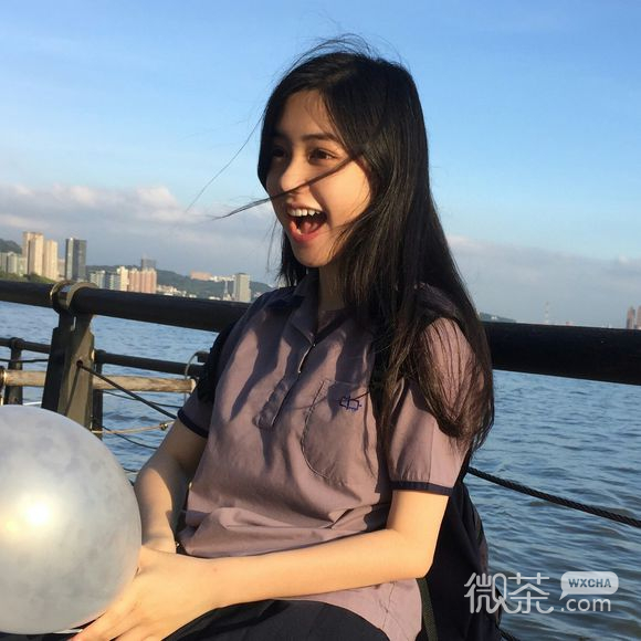 微信沧桑阳光迷人女生头像