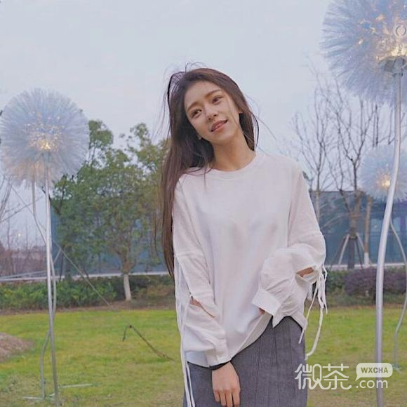 微信简洁清新女生头像