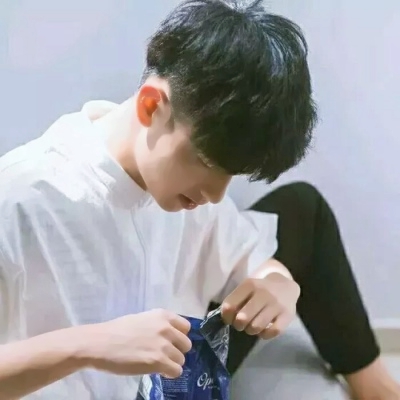 帅气小清新男生微信头像