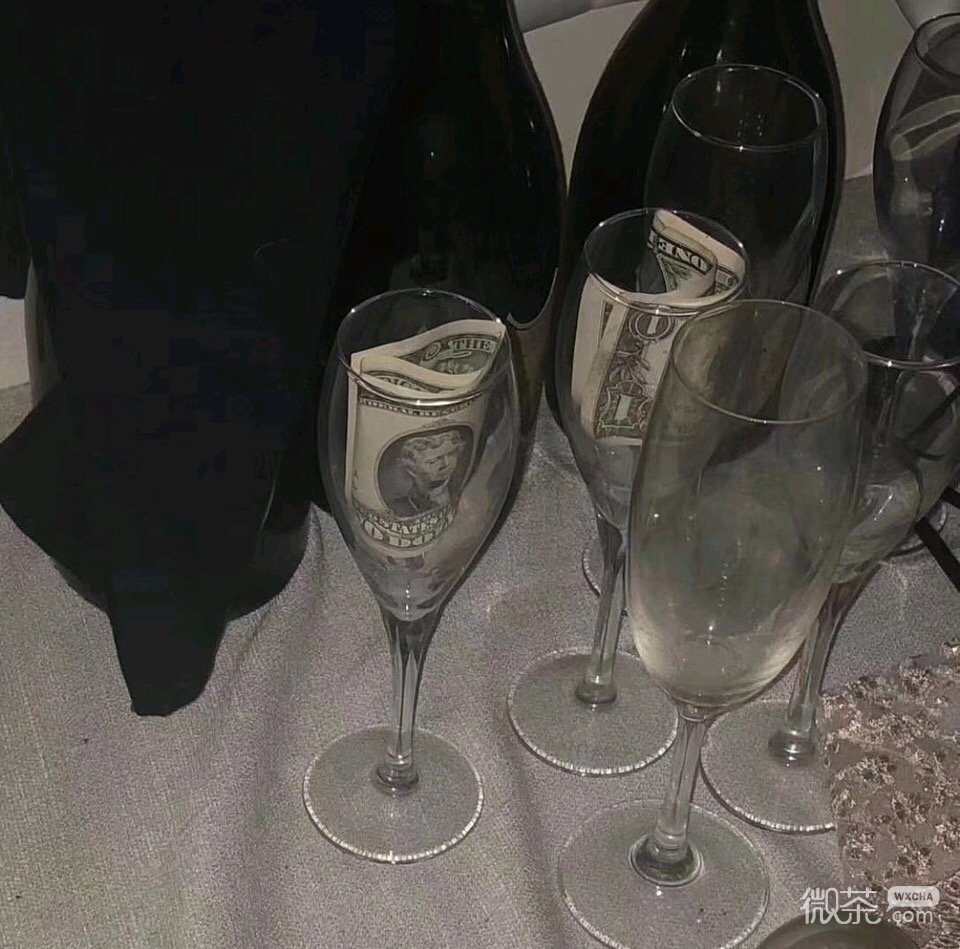森系火烈鸟朋友圈配图