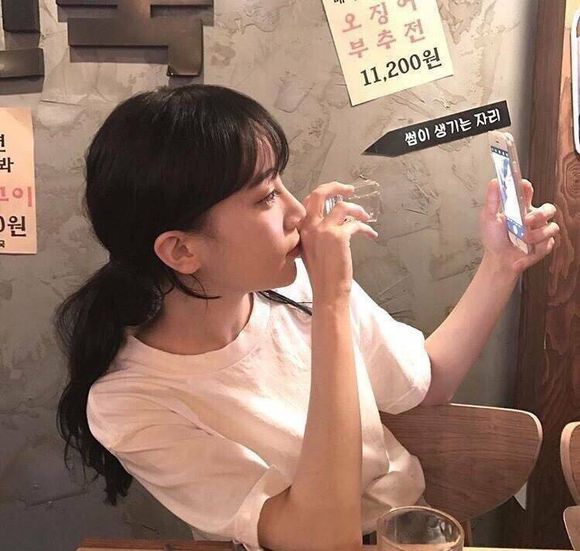 微信长发小清新女生头像