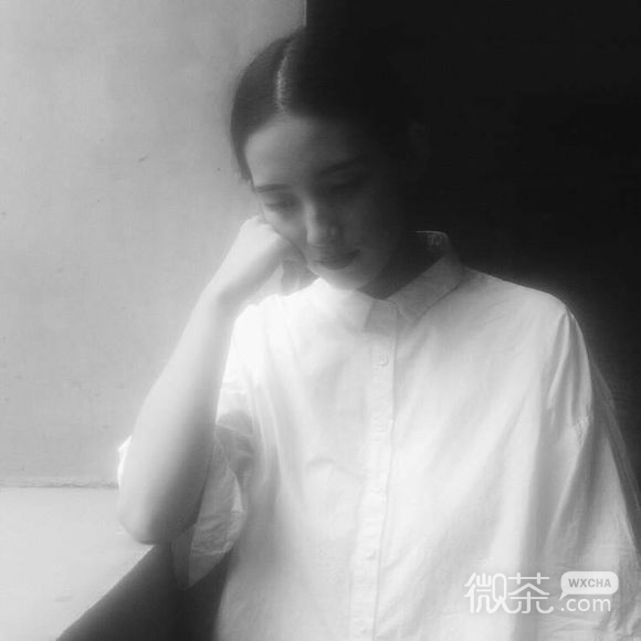 微信清新性感长发女生头像