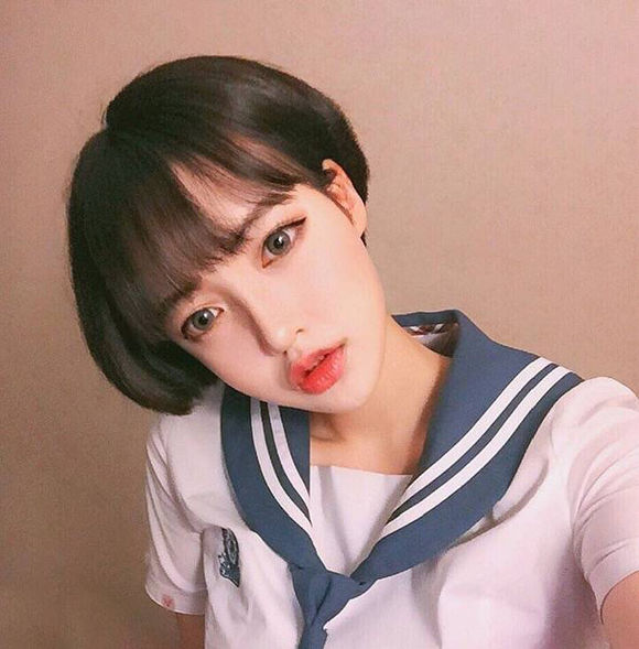 微信长发小清新女生头像