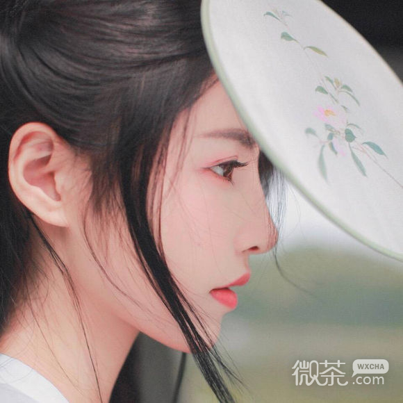 清新文艺性感时尚女生头像