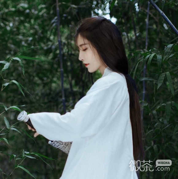 清新文艺性感时尚女生头像
