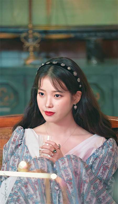 颜值女神IU李智恩微信壁纸图片