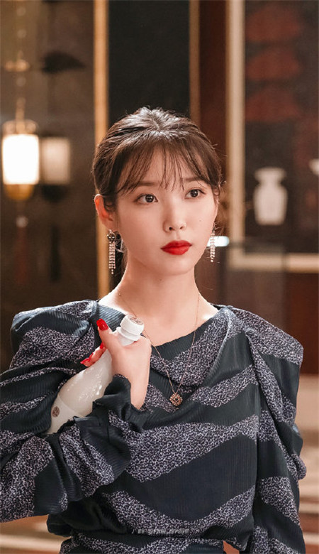 颜值女神IU李智恩微信壁纸图片