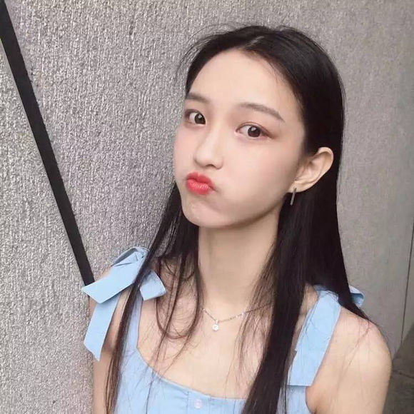 潮流森系文艺女生头像