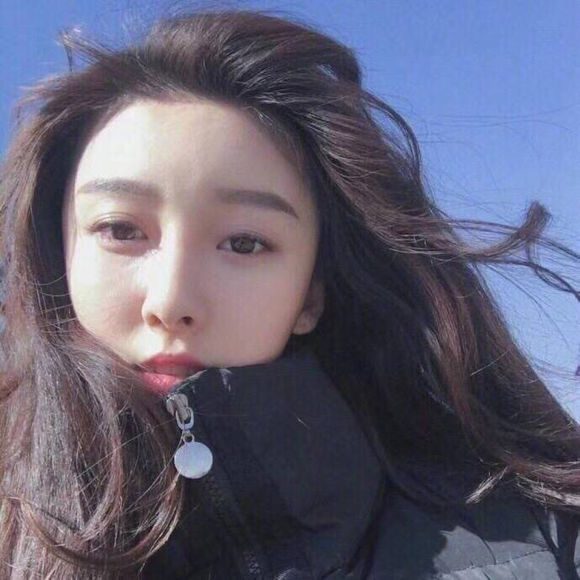 潮流森系文艺女生头像