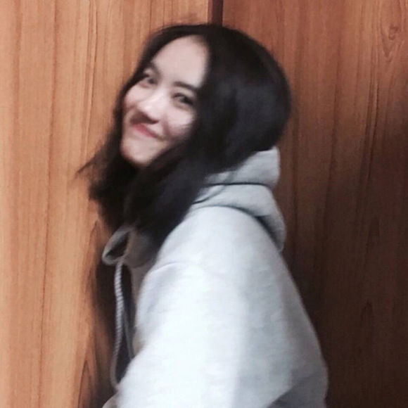 潮流森系文艺女生头像