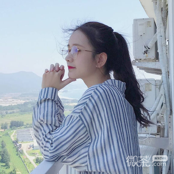 清新复古时尚女生头像