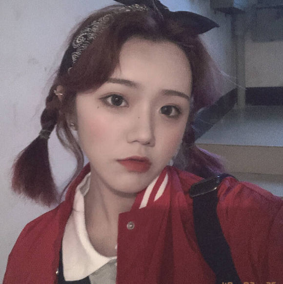 时尚清新女生头像