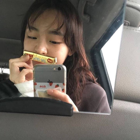 微信文艺性感潮流女生头像