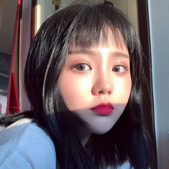 微信文艺性感潮流女生头像