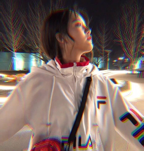 微信文艺性感潮流女生头像