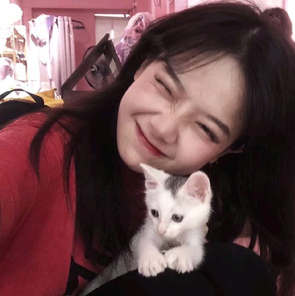 微信成熟清纯女生头像