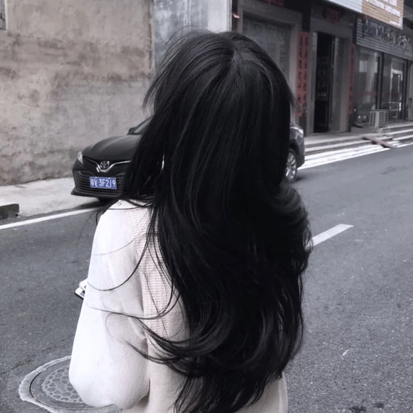 微信潮流高冷时尚女生头像