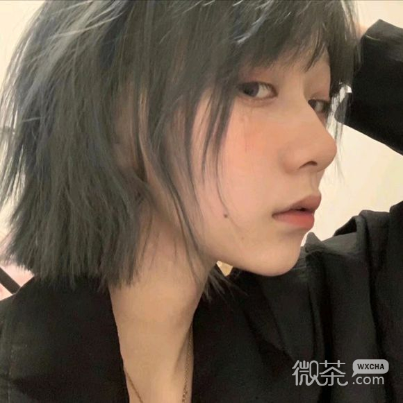 微信成熟清纯女生头像