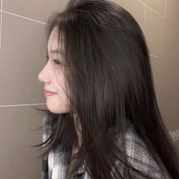 微信潮流高冷时尚女生头像