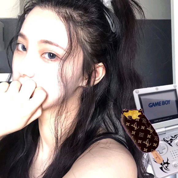 微信成熟清纯女生头像