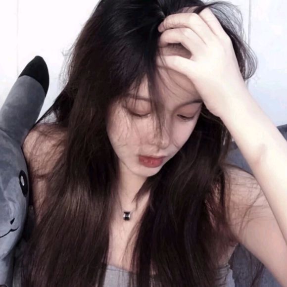 微信成熟清纯女生头像