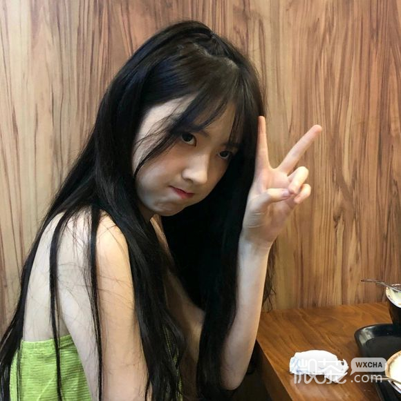 微信成熟清纯女生头像