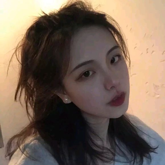 微信成熟清纯女生头像