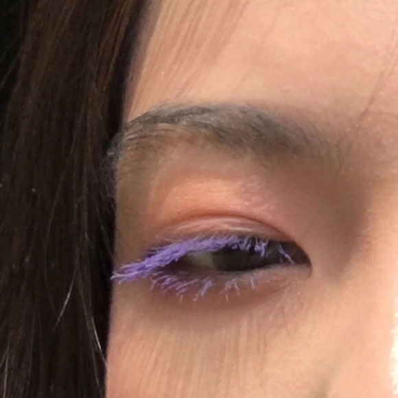 清新可爱长发女生头像