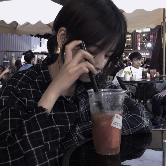 微信性感时尚女生头像