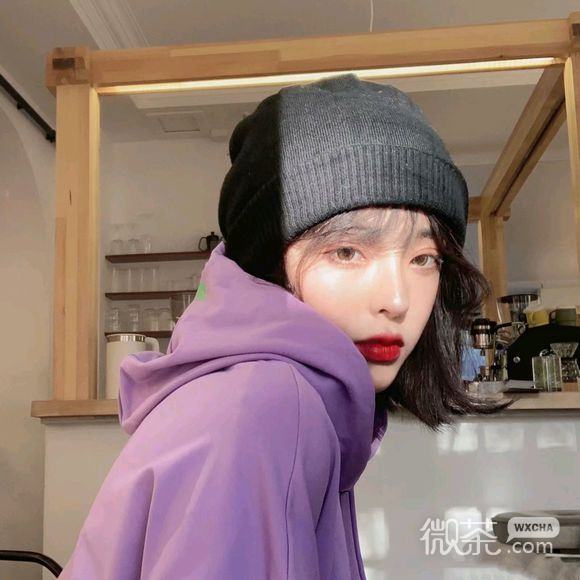 微信成熟清纯女生头像