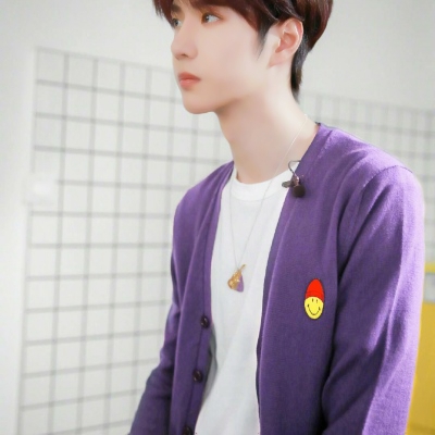 帅气男神王一博系列微信头像套图