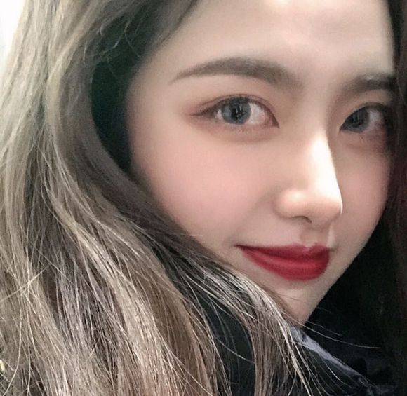 清新高颜值性感女生头像