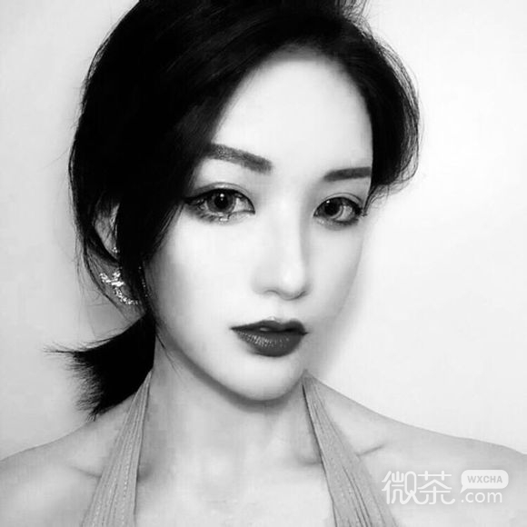 微信小清新干练时尚女生头像