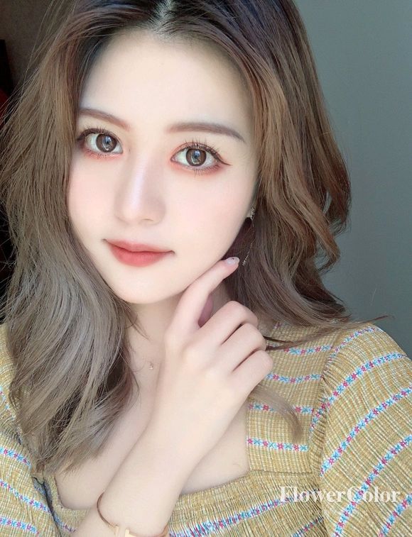 微信时尚唯美阳光女生头像