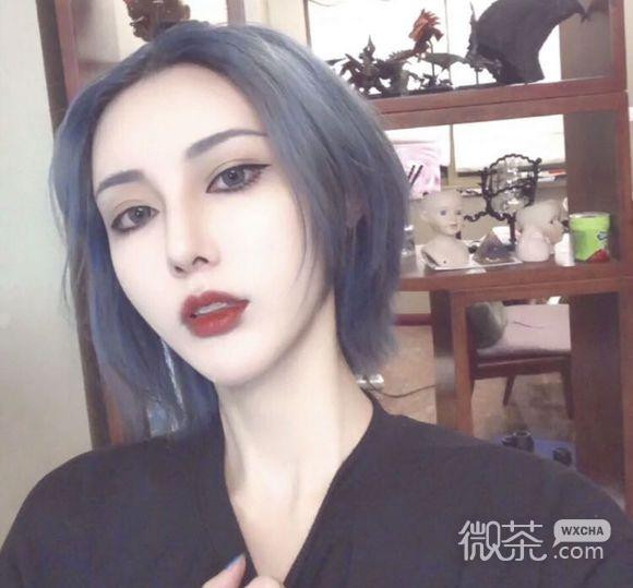 颓废伤感风格微信女生头像