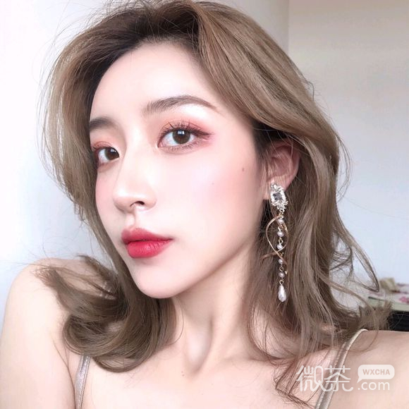 微信时尚唯美阳光女生头像