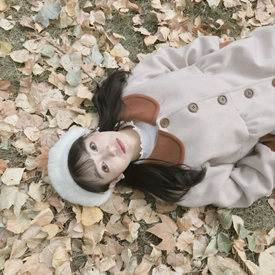 长发小清新女生头像