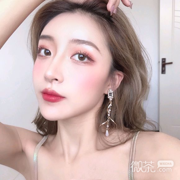 微信时尚唯美阳光女生头像