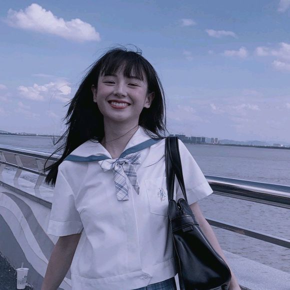 微信时尚唯美阳光女生头像